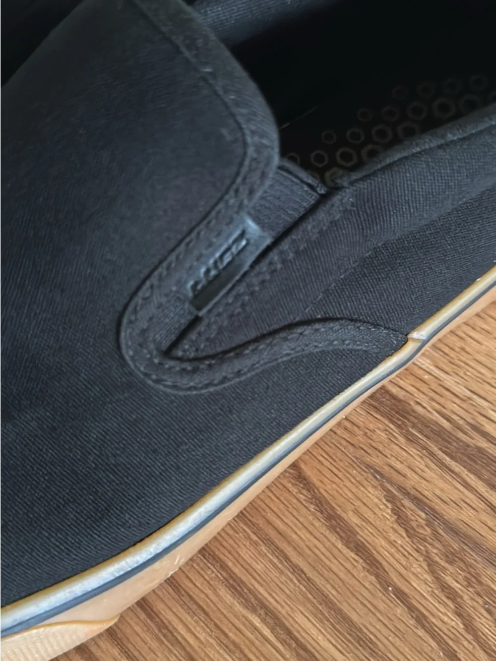 Men's Lugz Slip-On Canvas Sneakers with Gum Sole 9 1/2